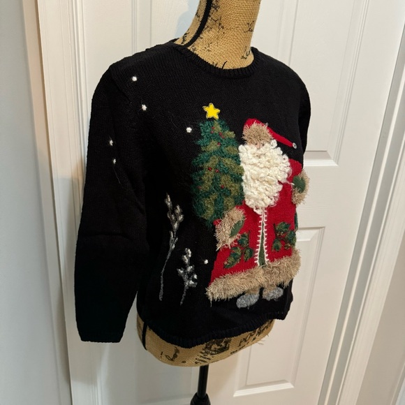 Vintage Santa Sweater - Picture 3 of 9
